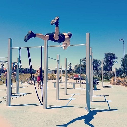 Street Workout - The Sport with your own Bodyweight